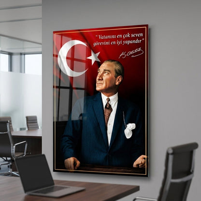 Atatürk Türk Bayrağı Sözlü Sanatsal Portre Dikey Cam Tablo