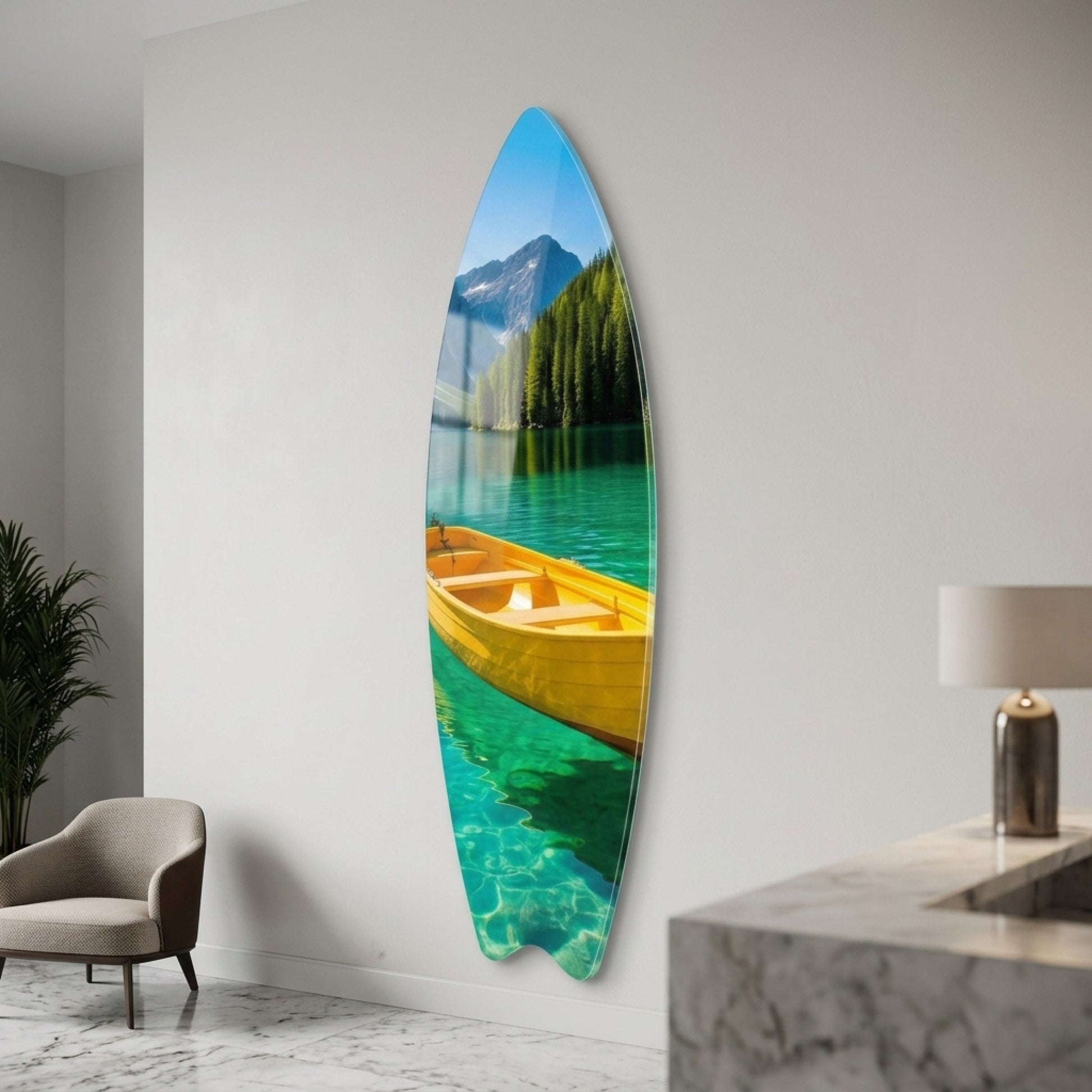 Turkuaz Göl Dağ Manzaralı Sarı Kayık Surf Board Cam Tablo