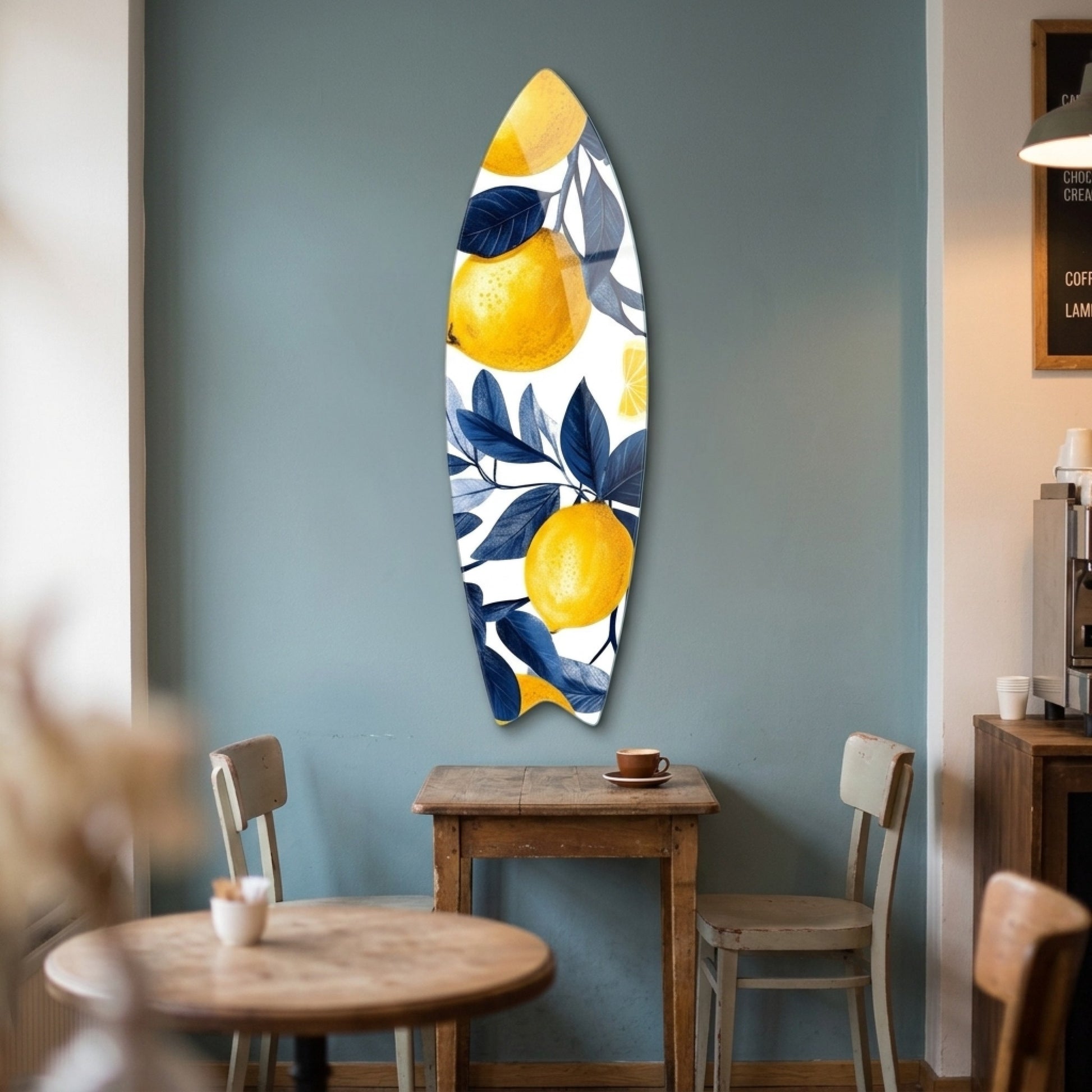 Modern Sari Limon ve Lacivert Yaprak Desenli Surf Board Cam Tablo