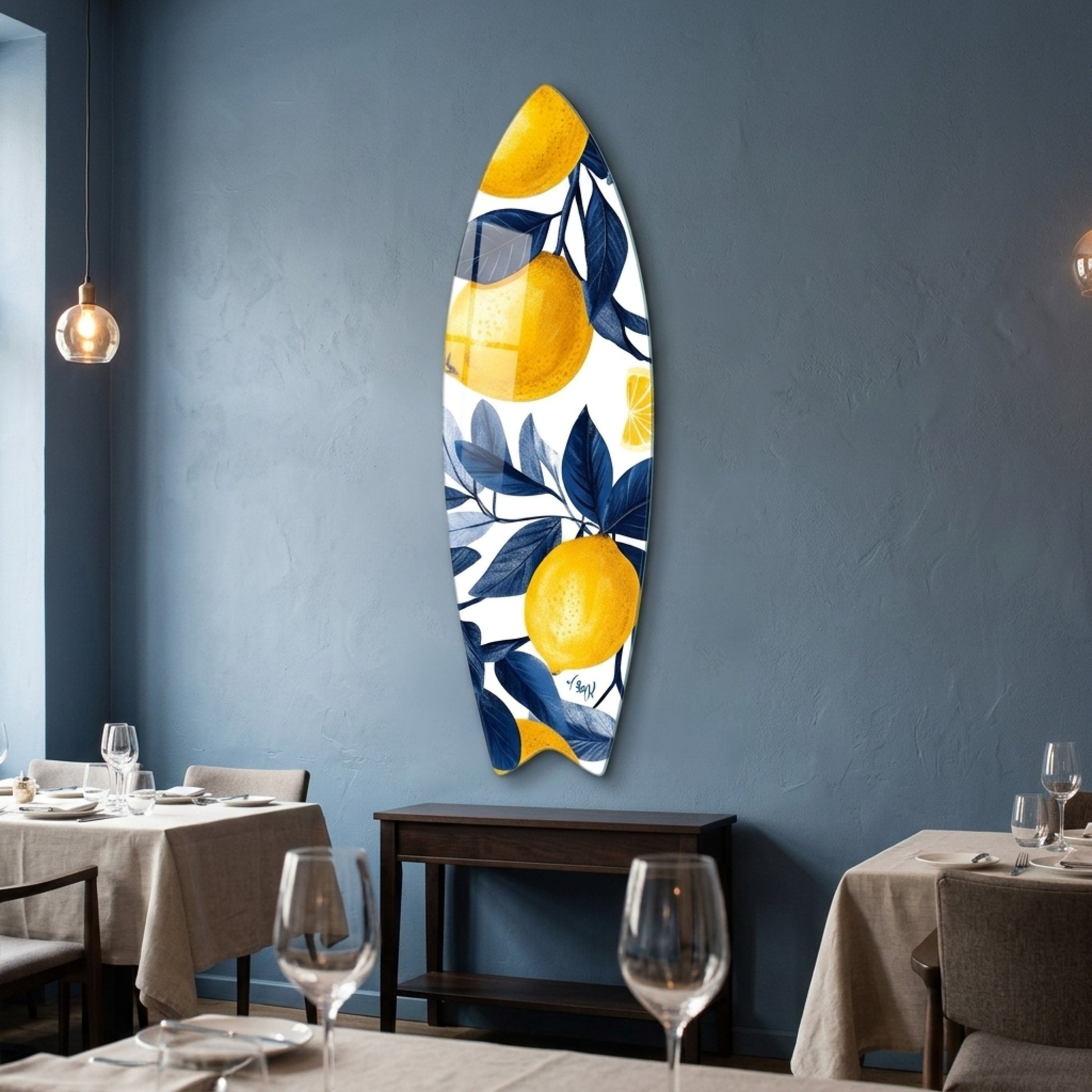 Modern Sari Limon ve Lacivert Yaprak Desenli Surf Board Cam Tablo