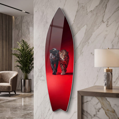 Kırmızı Arka Planda Siyah Panter Leopar Surf Board Cam Tablo