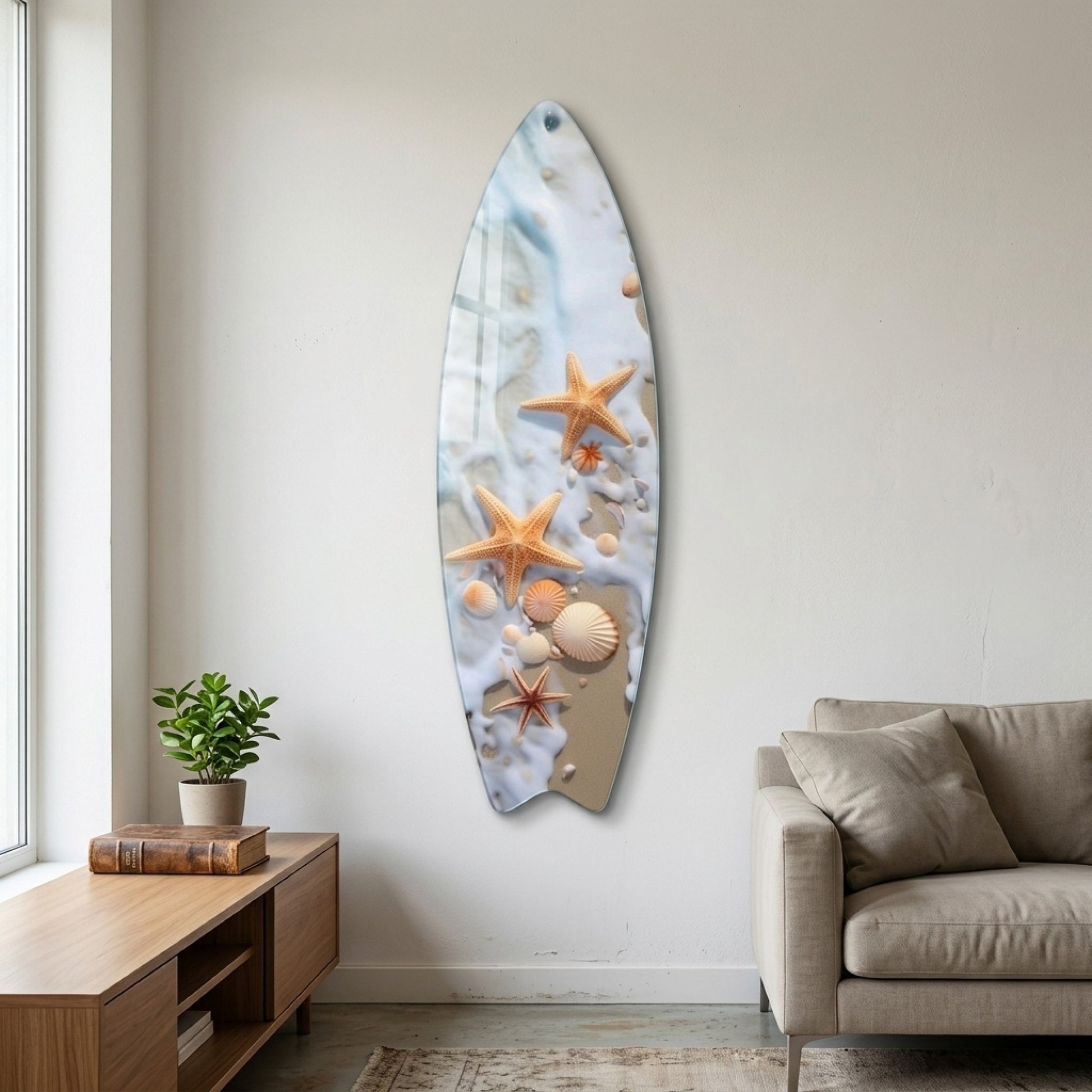 Kumsalda Deniz Yıldızları ve Kabuklar Surf Board Cam Tablo