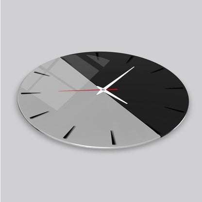 Siyah Beyaz Minimal Cam Saat