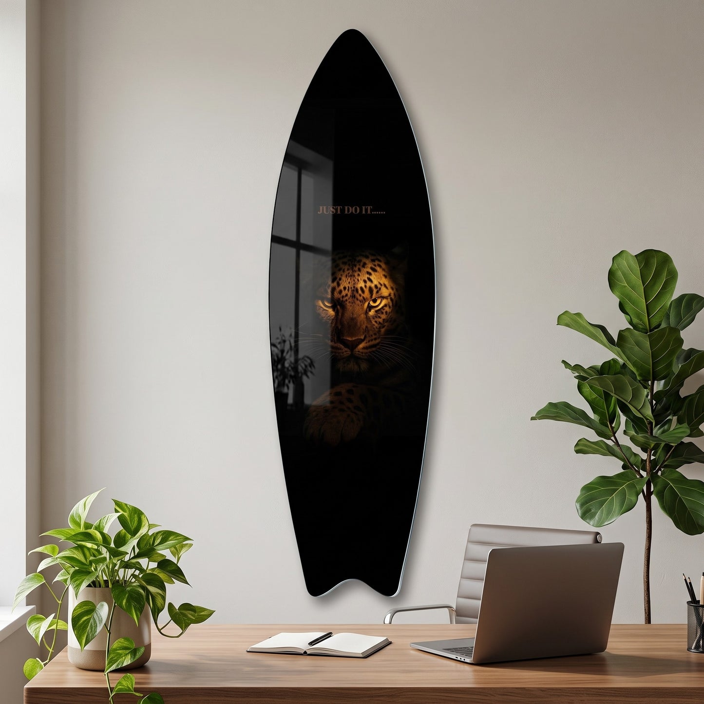 Karanlık Leopar Gözleri Motivasyon Yazılı Surf Board Cam Tablo