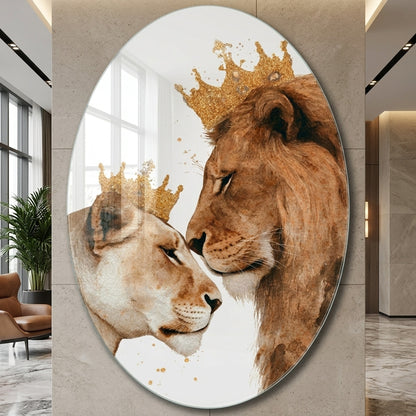 Altın Taçlı Aslan ve Dişi Aslan Çifti Suluboya Oval Dikey Cam Tablo