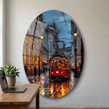 Nostaljik Kırmızı Tramvay Şehir Manzarası Sanatsal Oval Dikey Cam Tablo