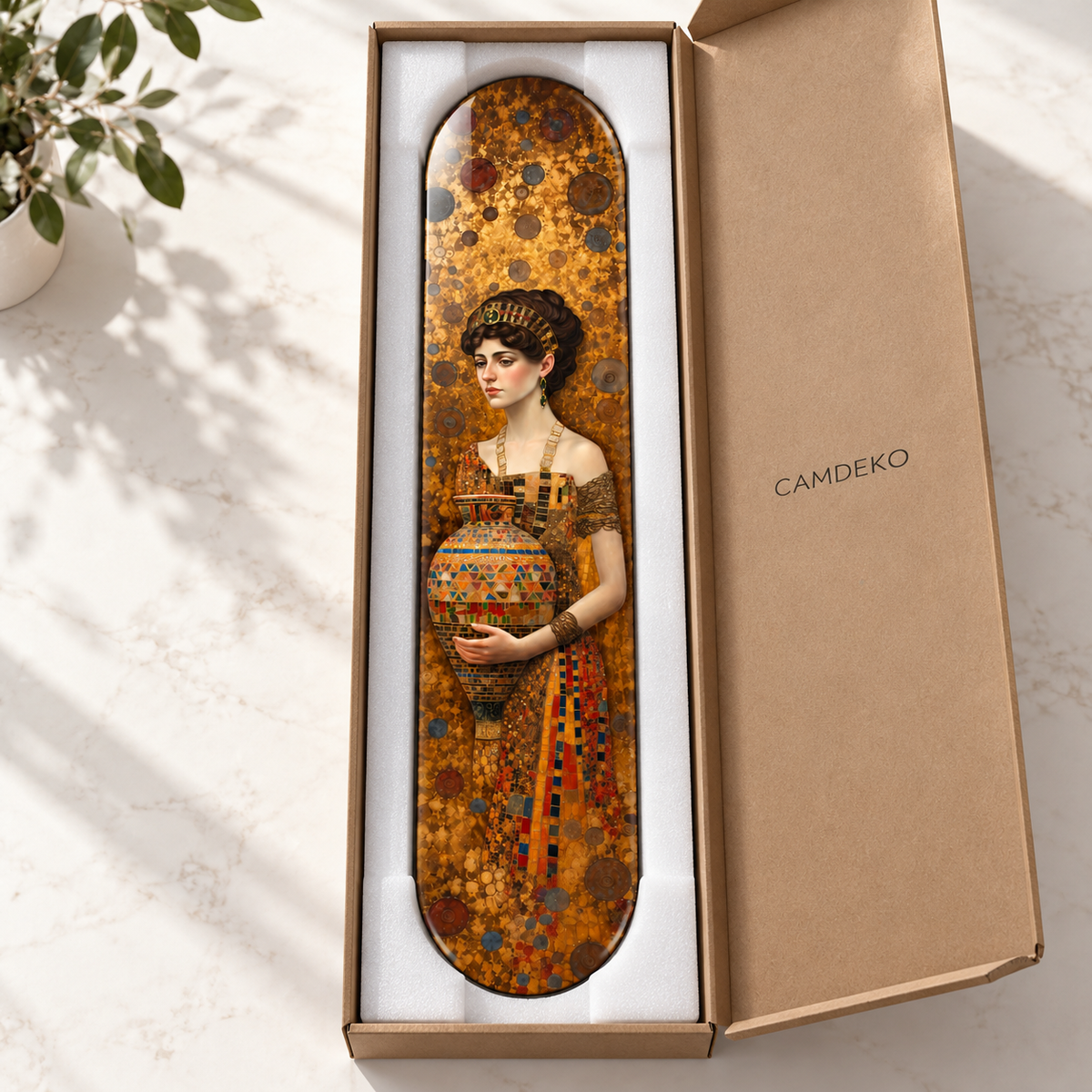 Altın Mozaik Amforalı Kadın Dikey Skate Board Cam Tablo – CAMDEKO ambalajı