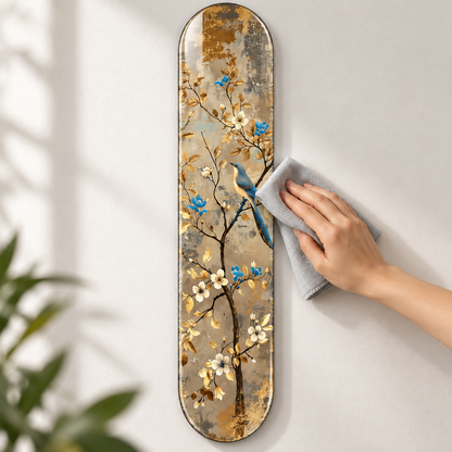 Altın Yapraklar Arasında Mavi Kuş Dikey Skate Board Cam Tablo – Mikrofiber bezle bakım