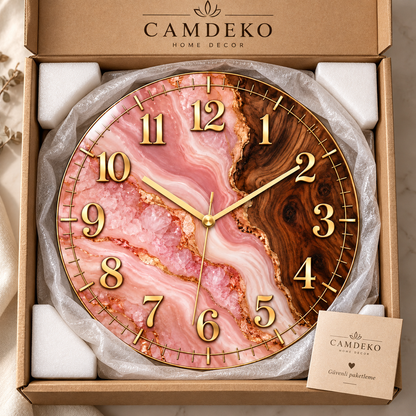 Pembe ahşap desenli gold cam saatin CAMDEKO koruyucu paketleme ve köşe destekleriyle güvenli gönderimi