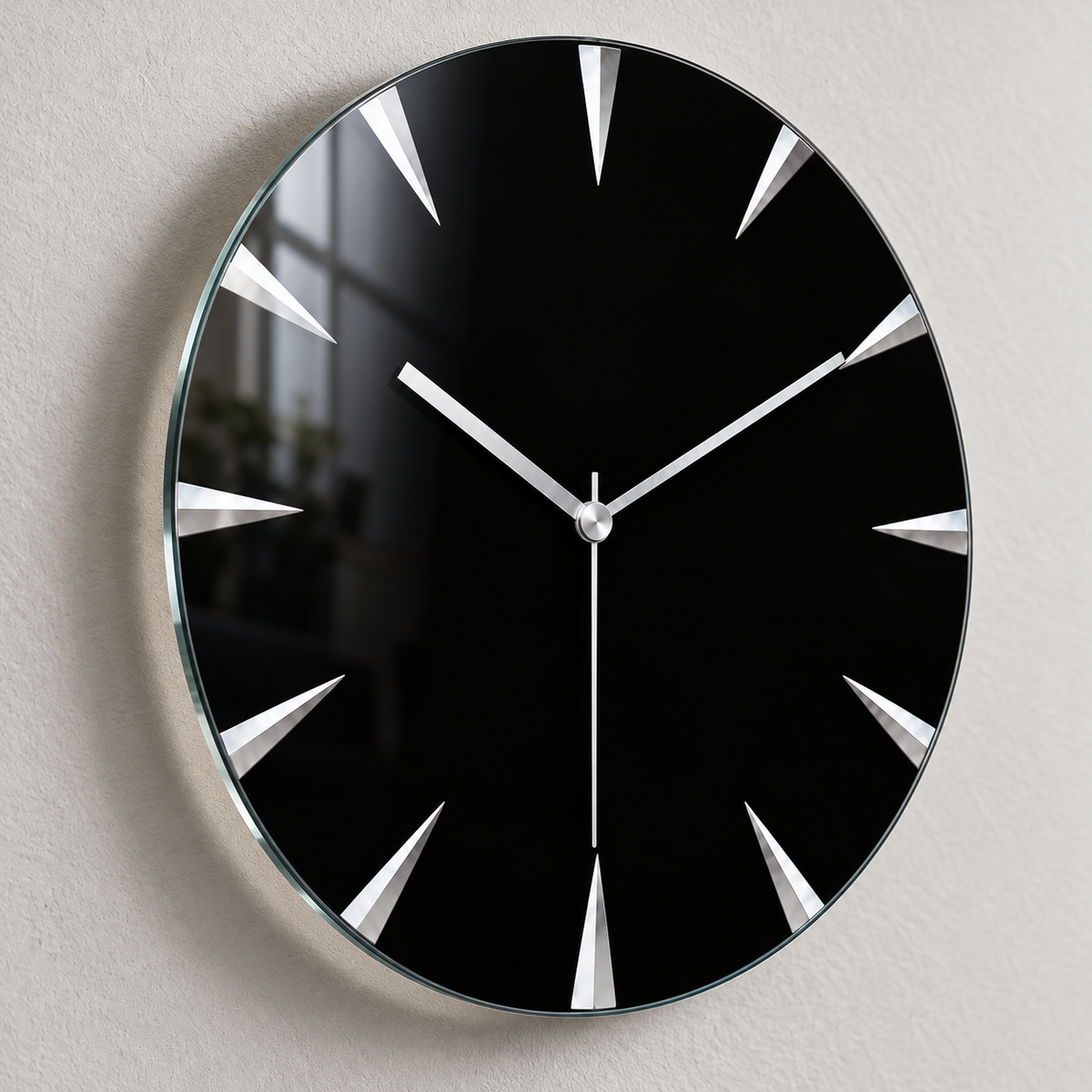 Gümüş kollu minimalist siyah cam duvar saati – Yaklaşık 2 cm duvar mesafesi