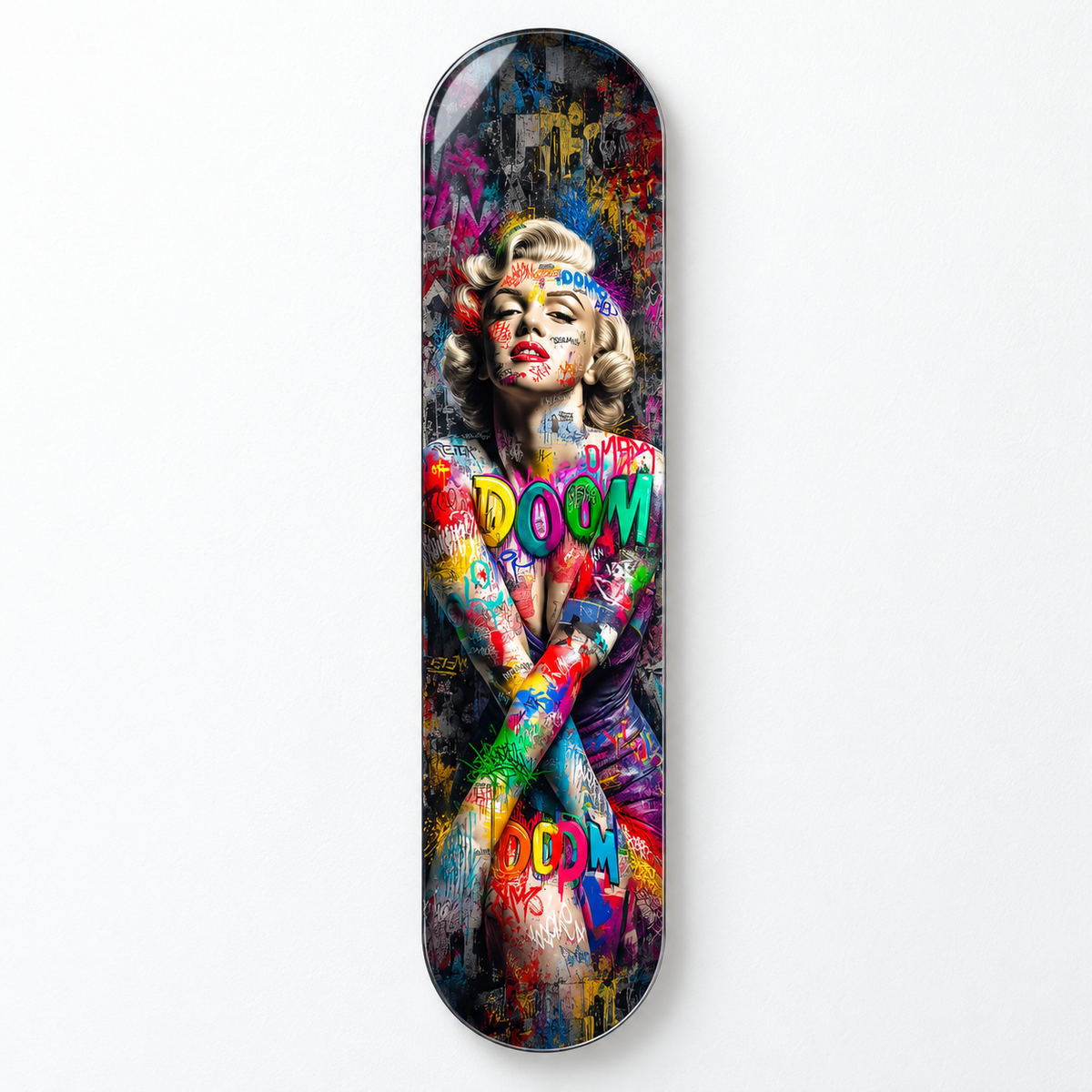 Renkli Grafiti Marilyn Portresi Dikey Skate Board Cam Tablo - katalog