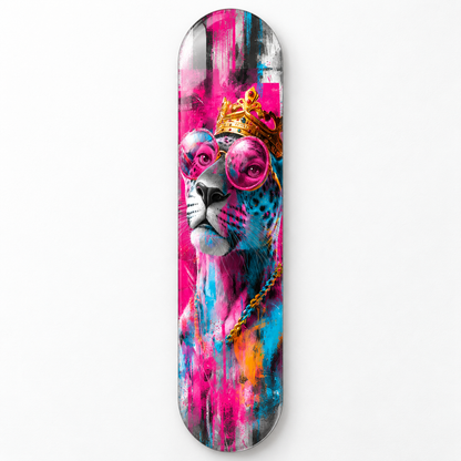 Altın Taçlı Pembe Gözlüklü Panter Dikey Skate Board Cam Tablo - katalog