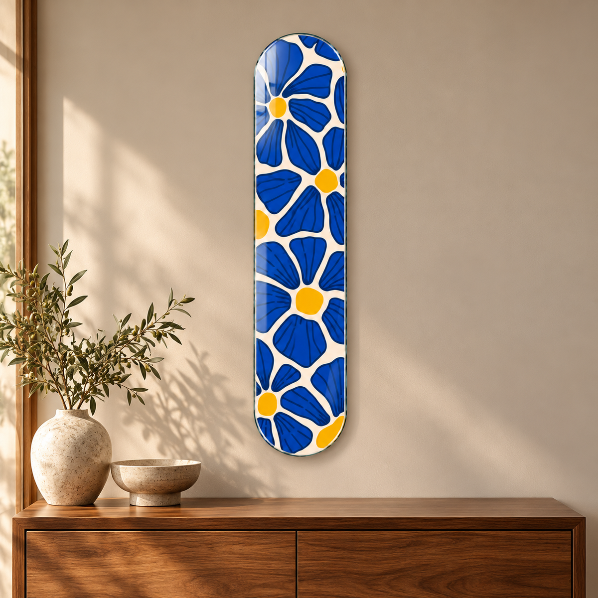 Krem Zeminde Kobalt Mavi Çiçekler Dikey Skate Board Cam Tablo - antre ve konsol