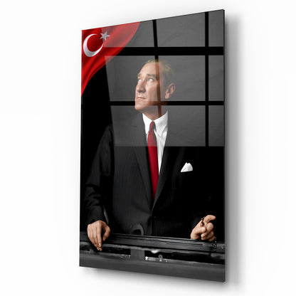 Bayraklı Atatürk Cam Tablo