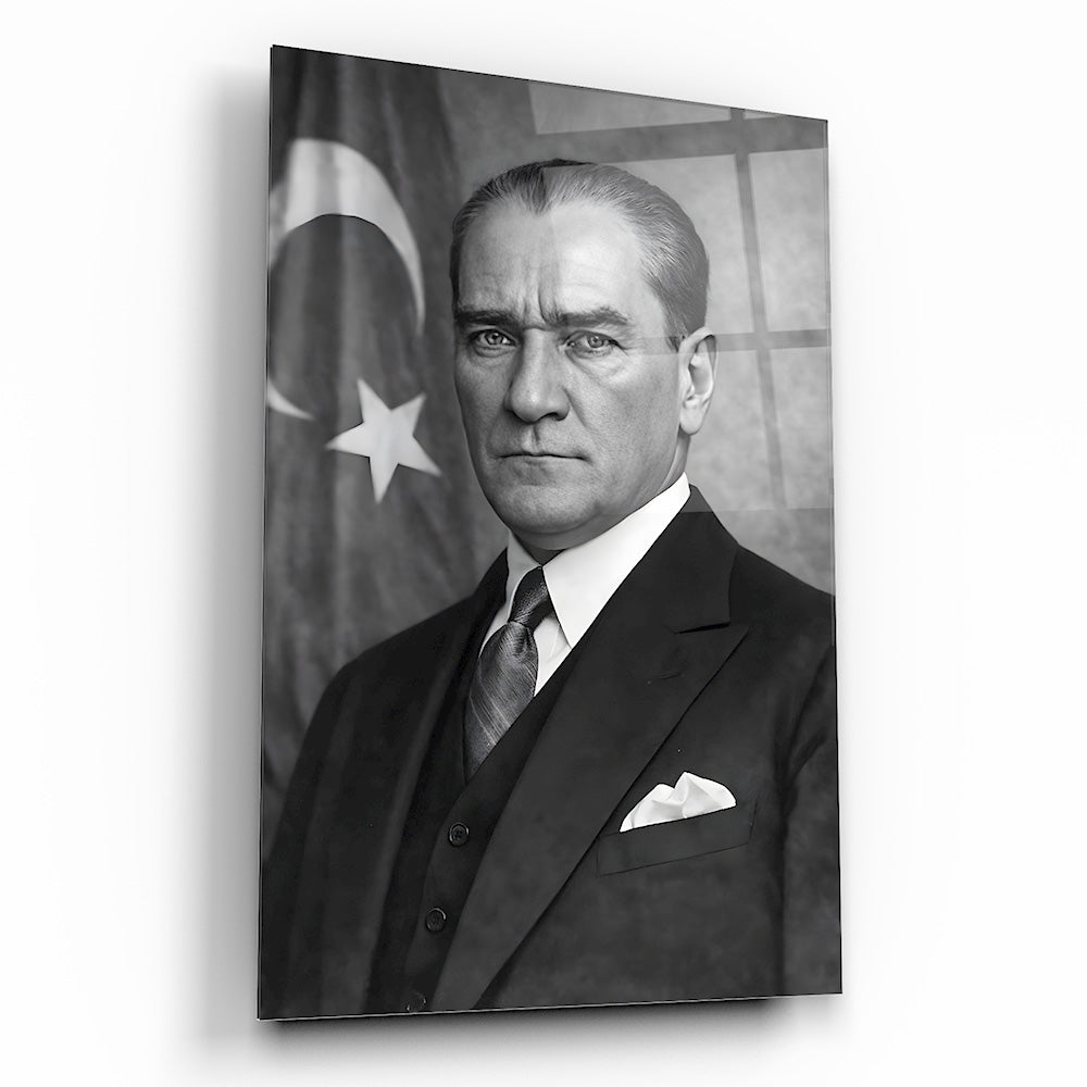 Atatürk Cam Tablo
