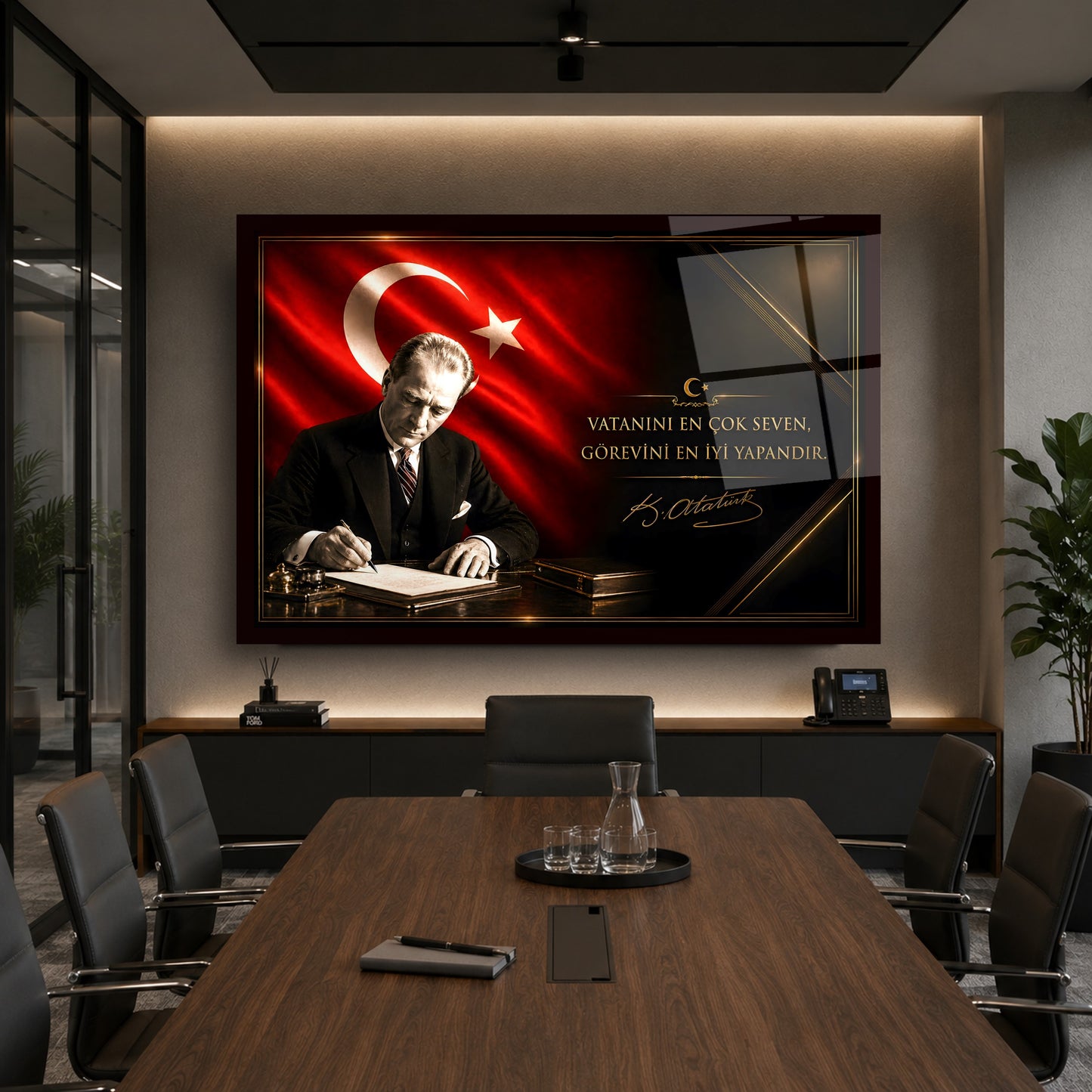 Atatürk Türk Bayraklı Cam Tablo