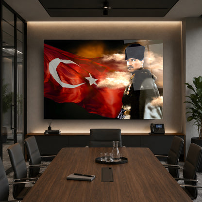 Atatürk Türk Bayraklı Cam Tablo