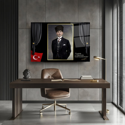 Atatürk Özgürlük ve Bağımsızlık Cam Tablo