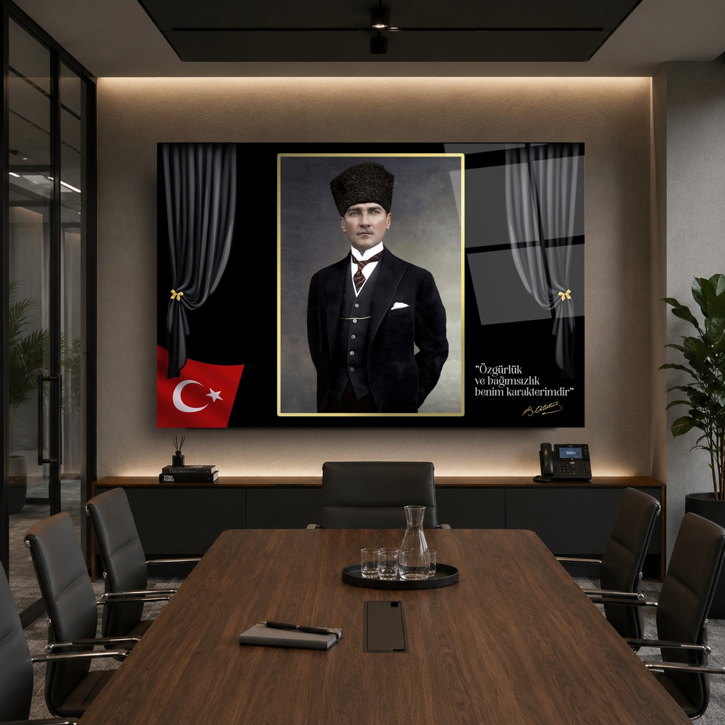 Atatürk Özgürlük ve Bağımsızlık Cam Tablo