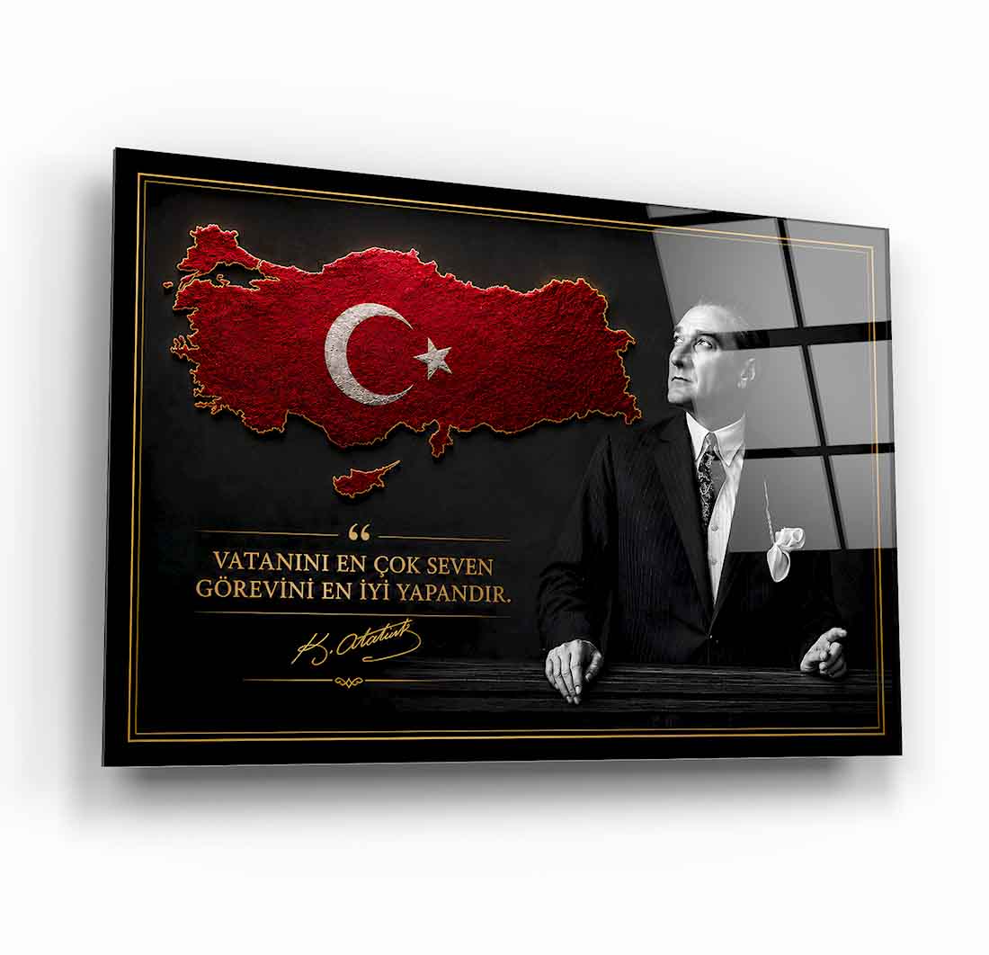 Atatürk Sözlü Kırmızı Türkiye Haritası Cam Tablo