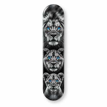 Mavi Gözlü Üç Aslan Dikey Skate Board Cam Tablo — Ön görünüm