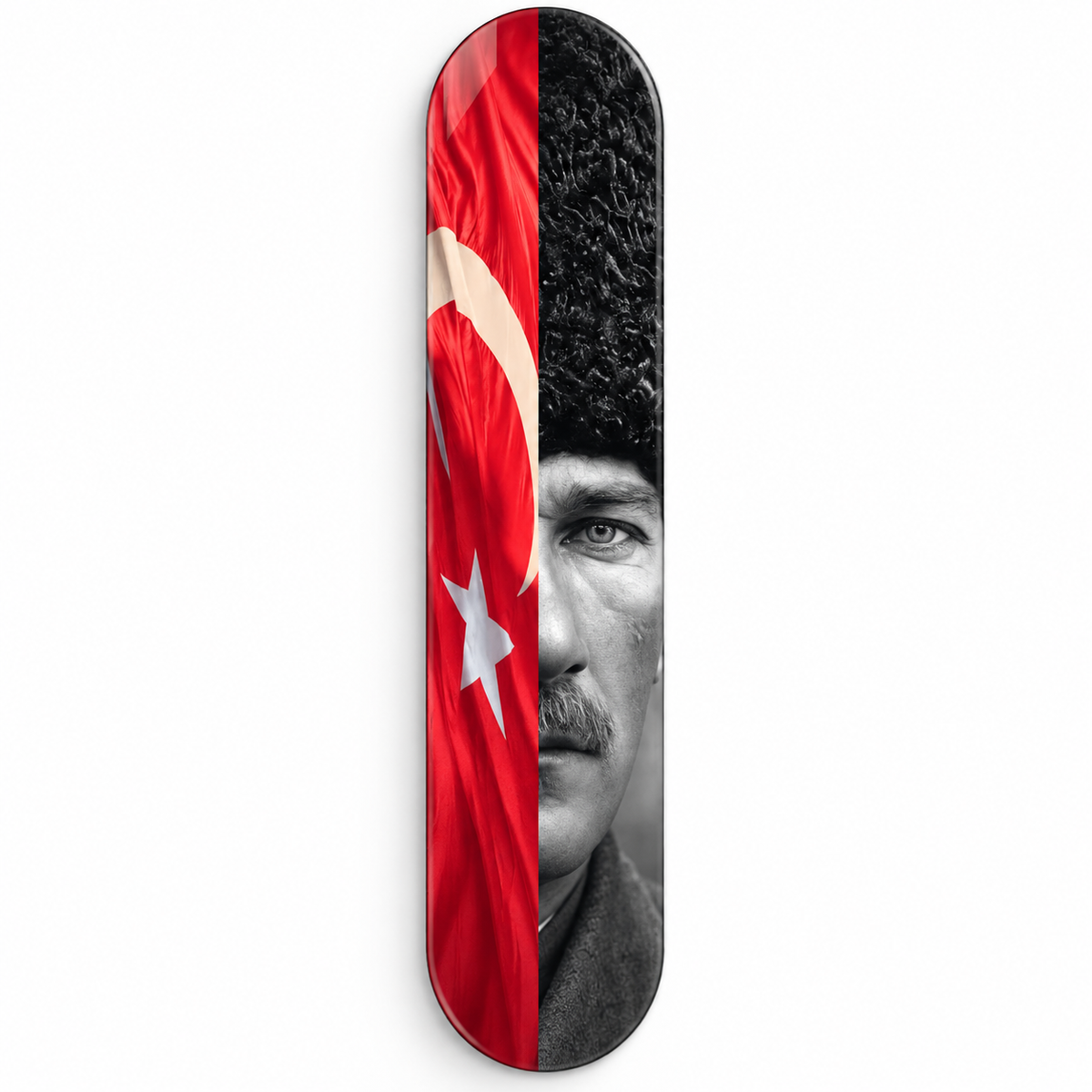 Türk Bayrağı ve Atatürk Portresi Dikey Skate Board Cam Tablo – Beyaz fonda ön görünüm