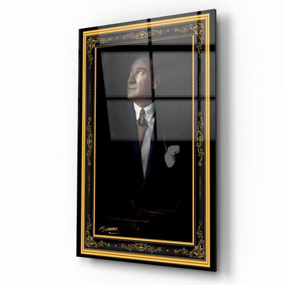 Atatürk Dikey Cam Tablo