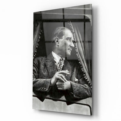 Atatürk Dikey Cam Tablo