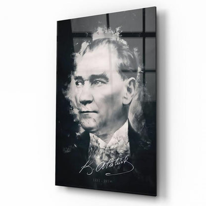 Atatürk Silüeti ve İmzası Dikey Cam Tablo