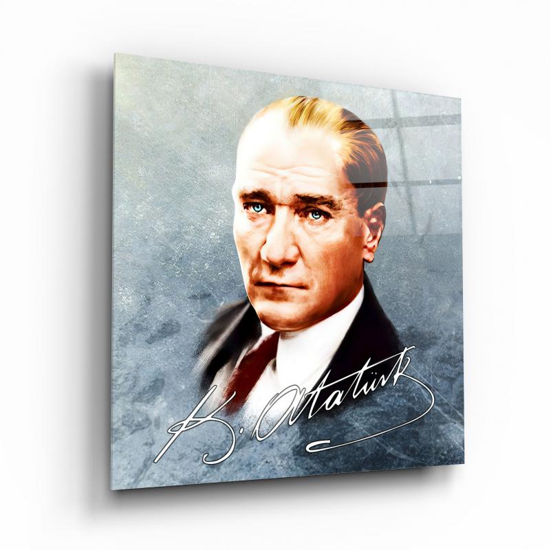 Atatürk Kare Cam Tablo