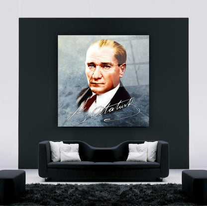 Atatürk Kare Cam Tablo
