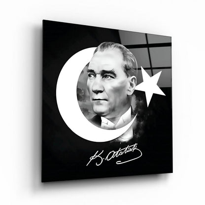 Atatürk Kare Cam Tablo