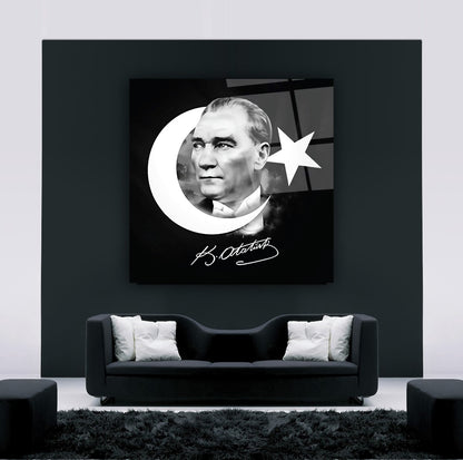 Atatürk Kare Cam Tablo