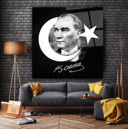 Atatürk Kare Cam Tablo