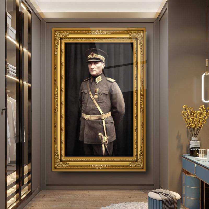 Atatürk Dikey Cam Tablo