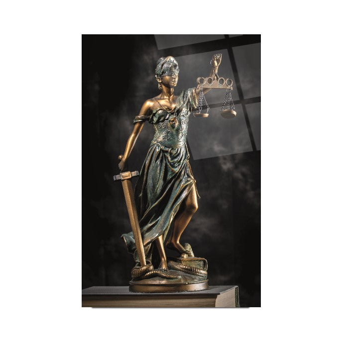 Themis Heykeli Dikey Cam Tablo
