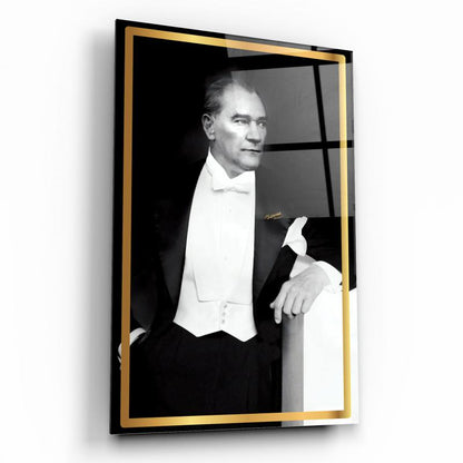 Atatürk Dikey Cam Tablo