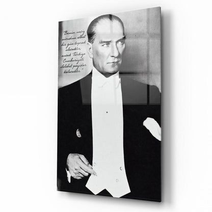 Atatürk Dikey Cam Tablo