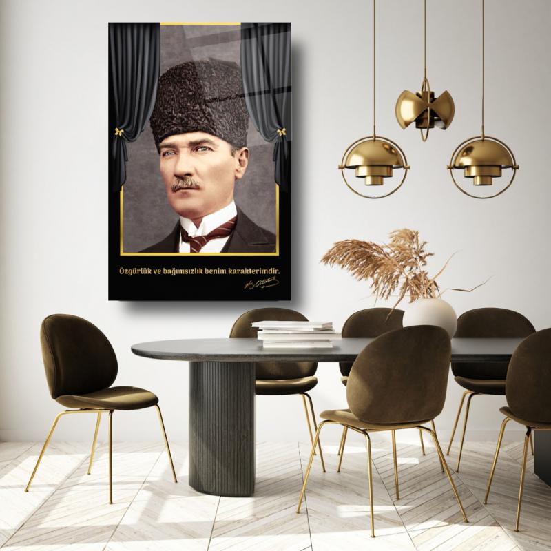 Atatürk Dikey Cam Tablo