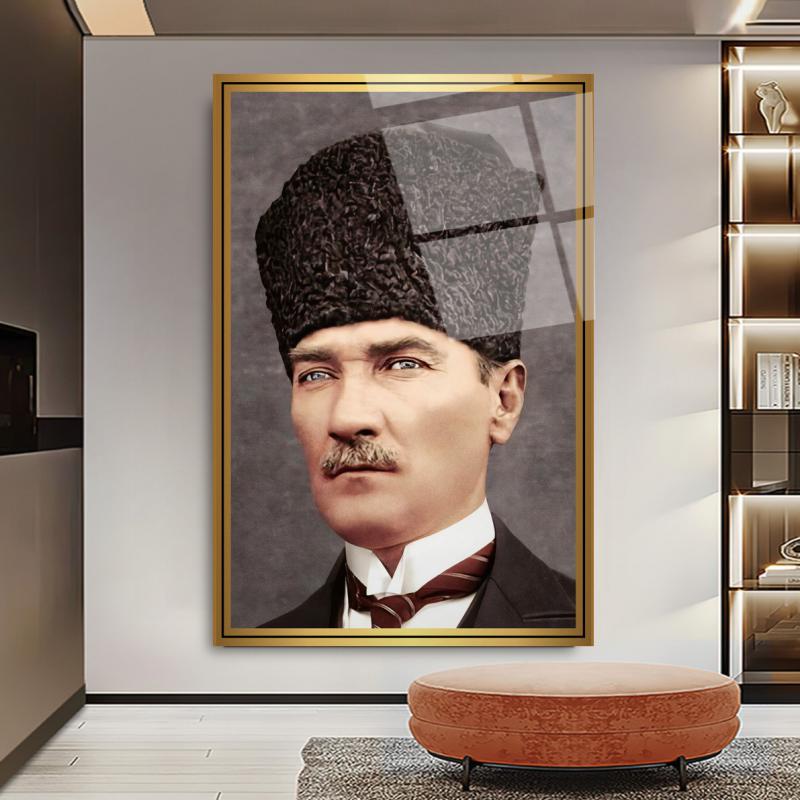 Atatürk Dikey Cam Tablo