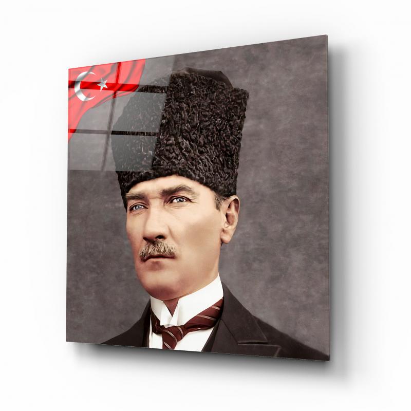 Atatürk Kare Cam Tablo