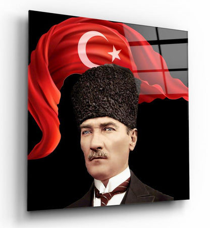 Atatürk ve Bayrak Kare Cam Tablo