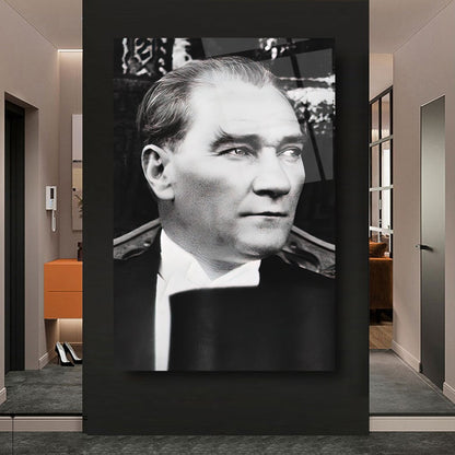 Atatürk Dikey Cam Tablo