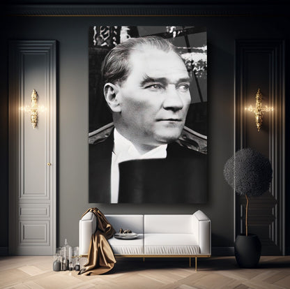 Atatürk Dikey Cam Tablo