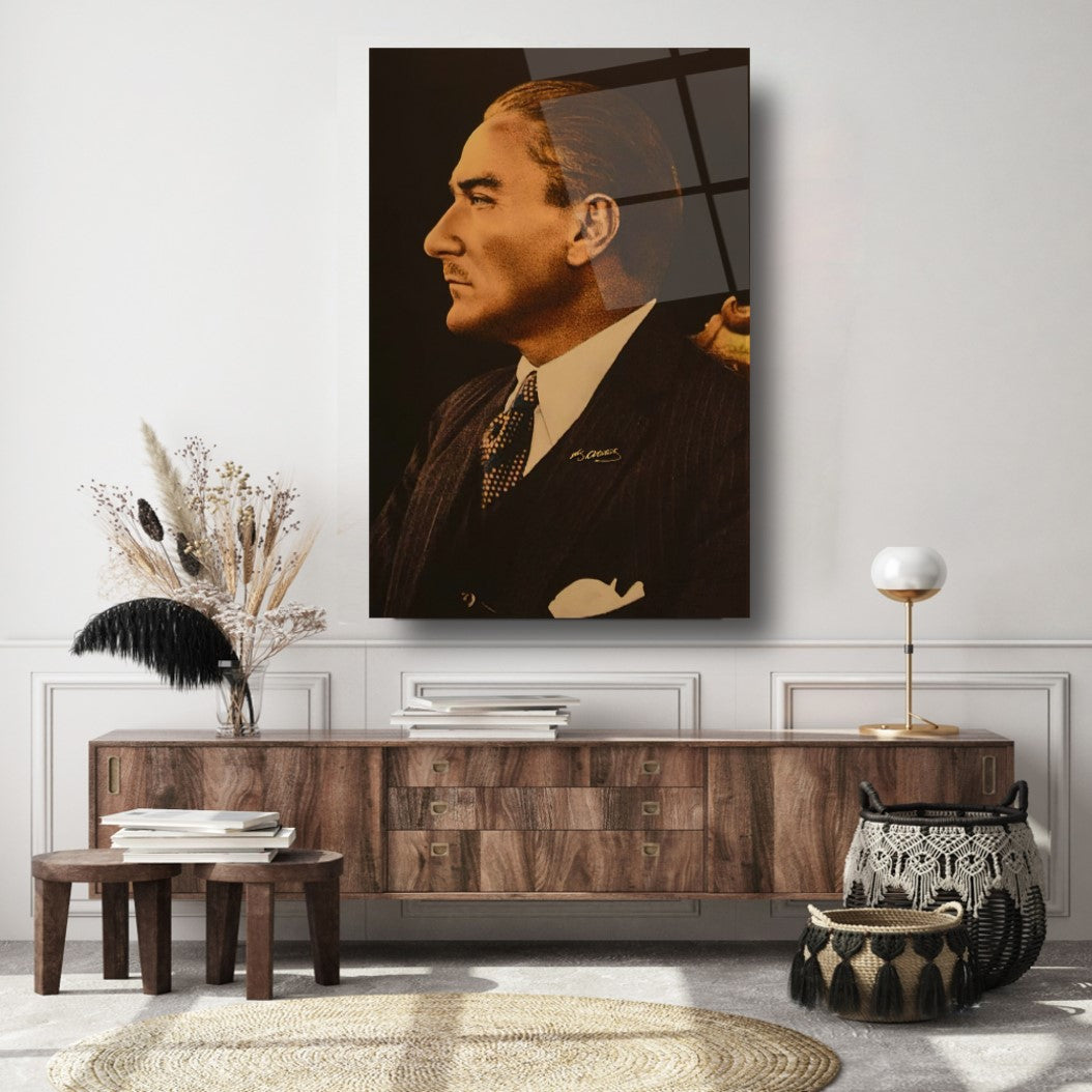 Atatürk Dikey Cam Tablo