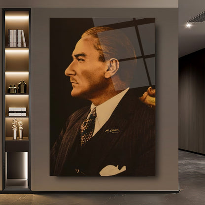 Atatürk Dikey Cam Tablo