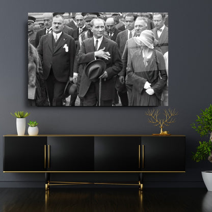 Atatürk Yatay Cam Tablo