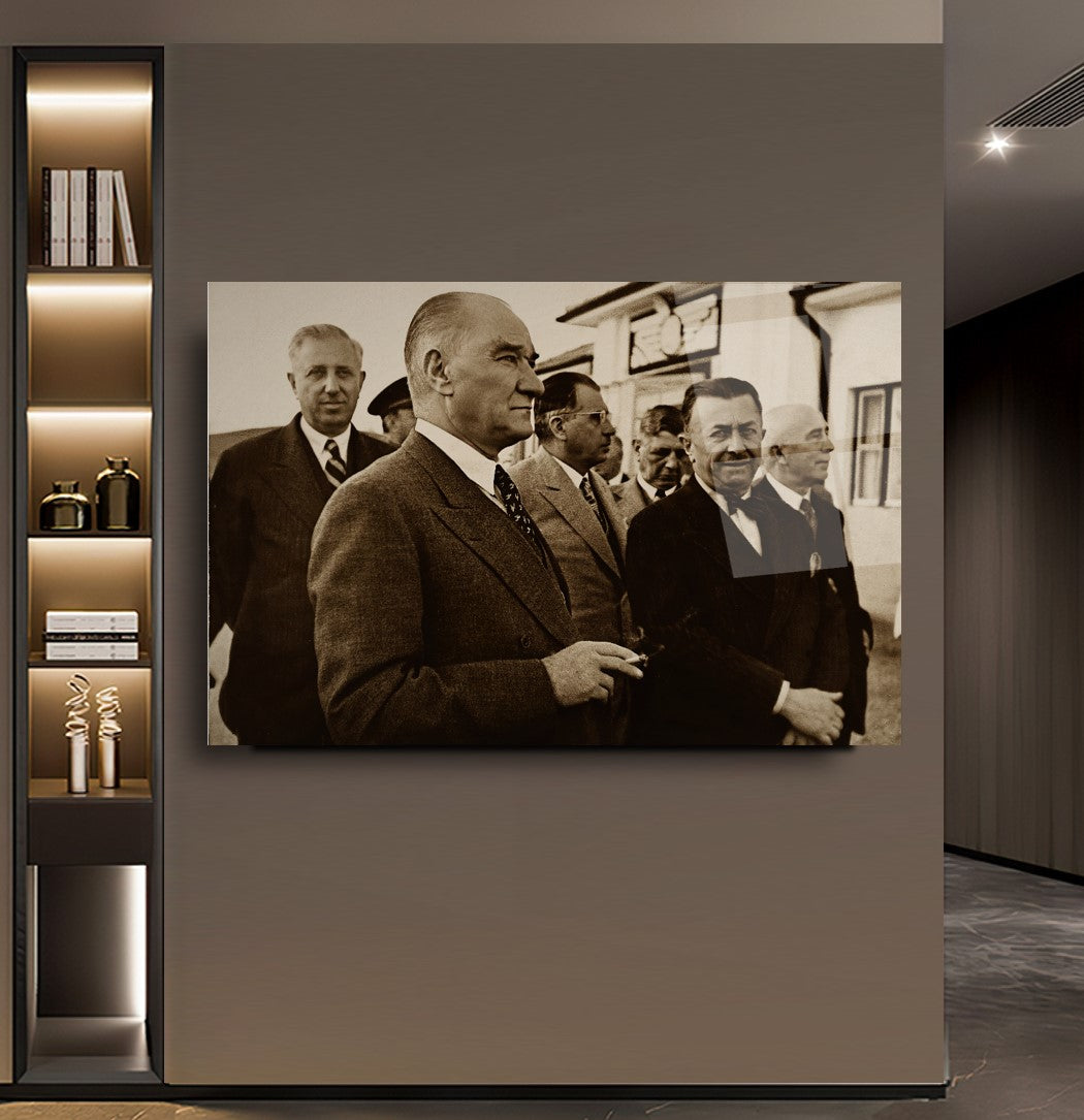 Atatürk Yatay Cam Tablo