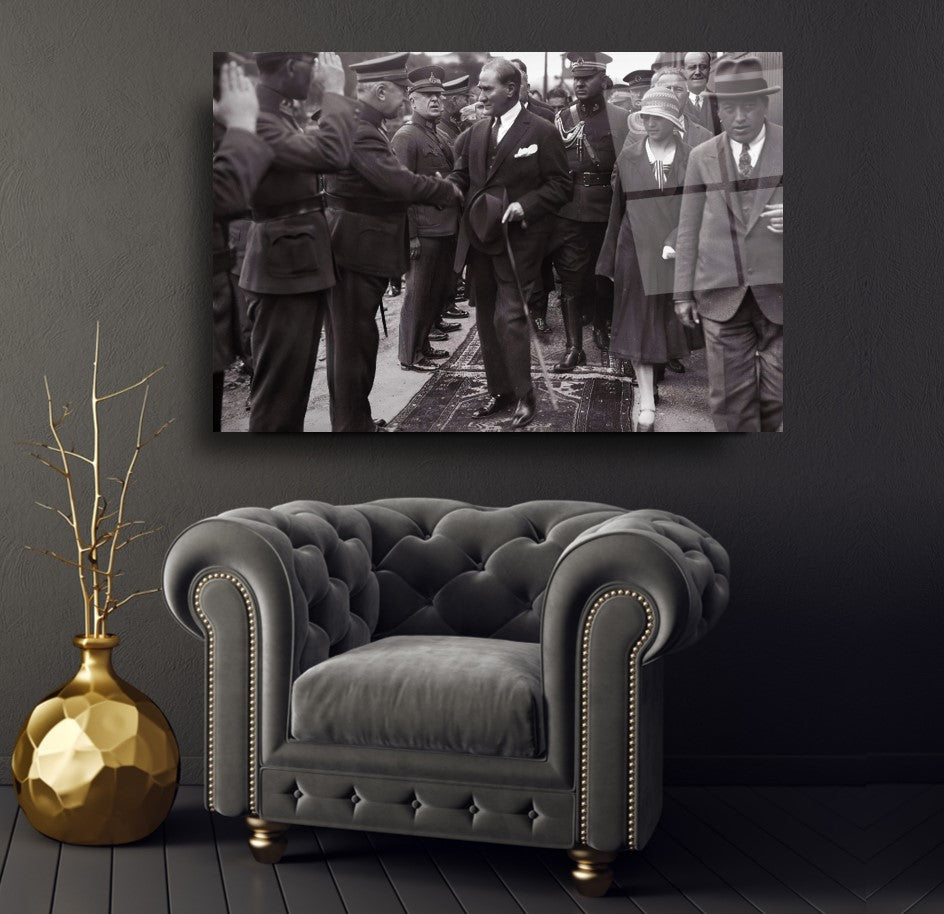 Atatürk Yatay Cam Tablo