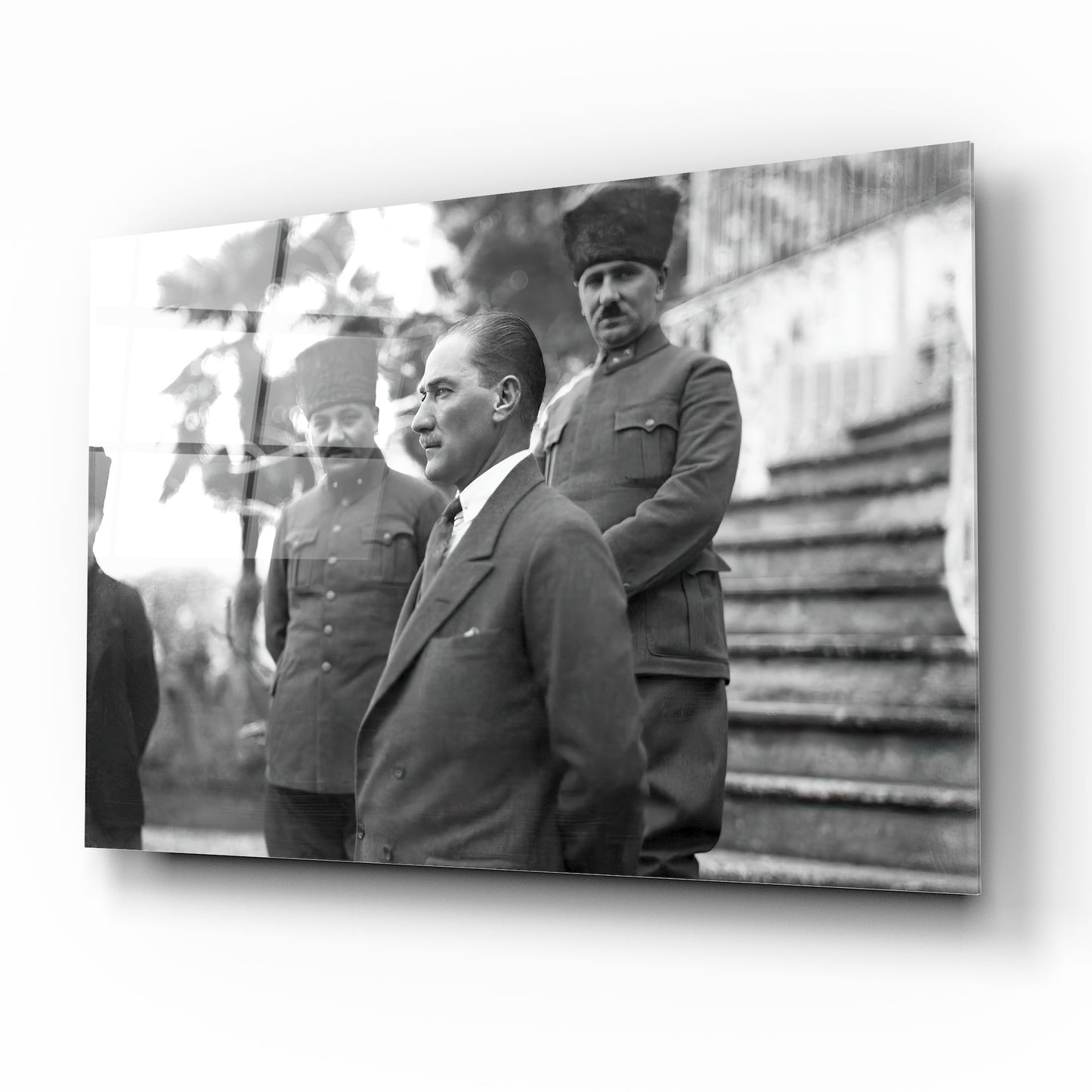 Atatürk Yatay Cam Tablo